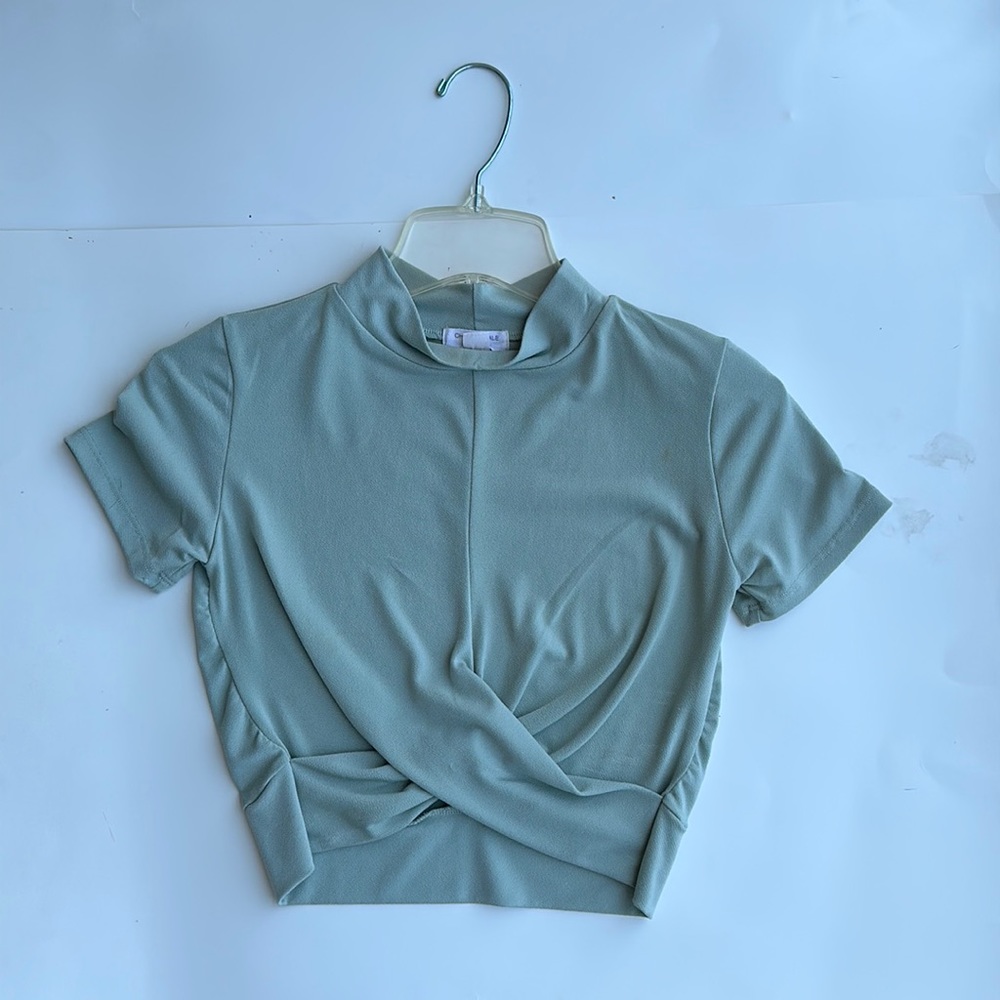 Green crop top
